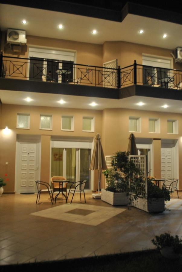 شقة Christina'S Sea House نيكيتي المظهر الخارجي الصورة