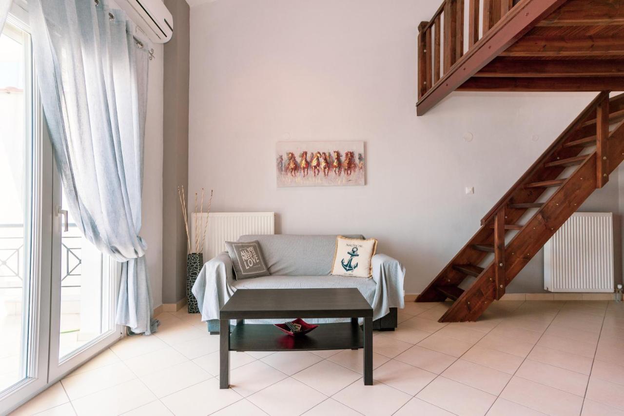 شقة Christina'S Sea House نيكيتي المظهر الخارجي الصورة